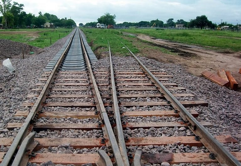 Un tren arrolló un camión