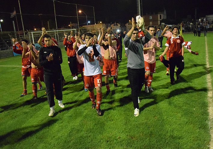 El campeón y otros quince equipos  renuevan ilusiones