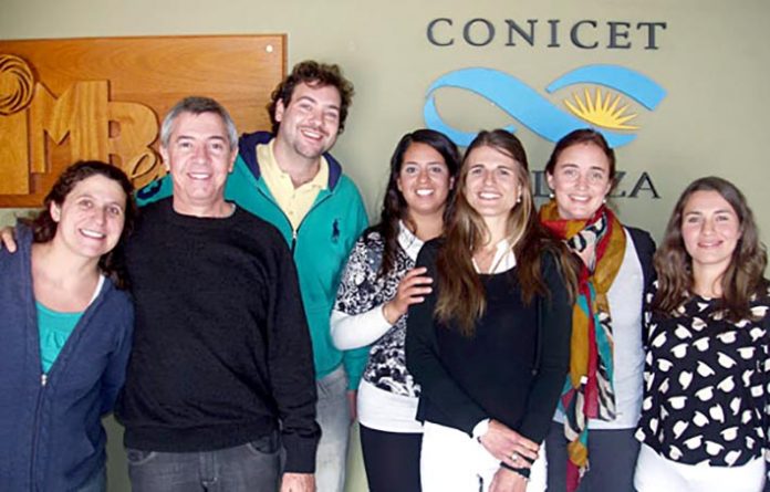 p14f1 gente sonriente