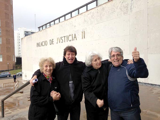 Barbero abrazó a su madre y la libertad