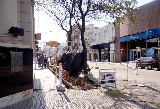 No se podrá estacionar en la  calle San Martín hasta mañana