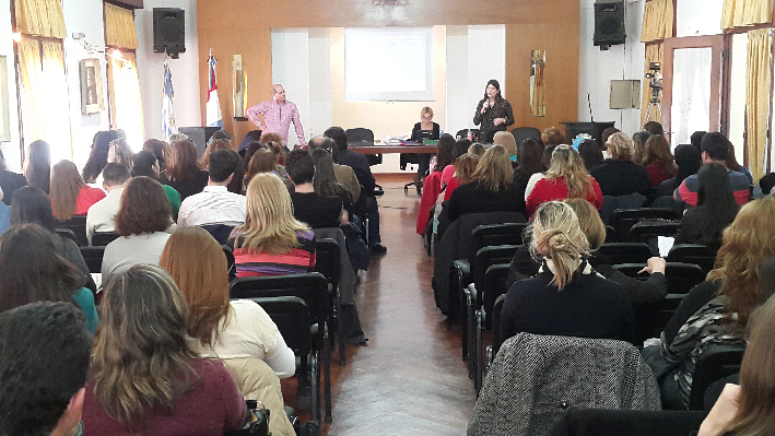 Capacitaron a más de 150 docentes Capacitaron a más de 150 docentes