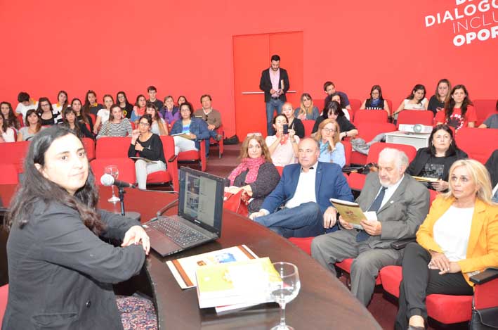 Las Jornadas de Historia iniciaron con el rol protagónico de la mujer Las Jornadas de Historia iniciaron con el rol protagónico de la mujer