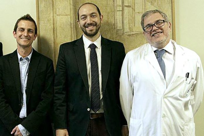 p13f1 tres sonrientes