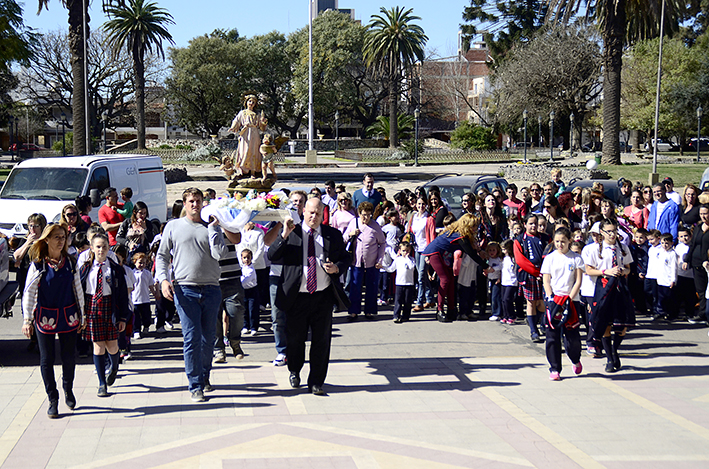 Peregrinaron los “benjamines”