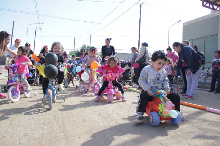 Bicicleteada y muestra de fotos