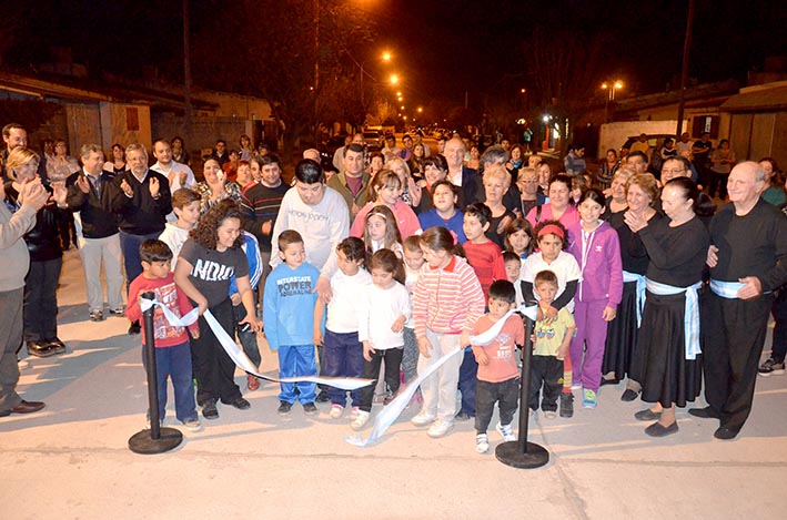 Corte de cintas en el San Martín