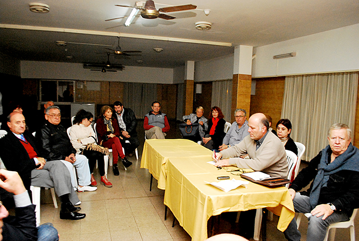 Proponen crear una cooperativa de consumidores para el servicio de agua