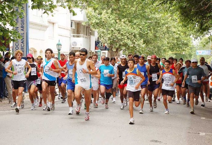 Una Carrera Solidaria Por La Costanera El Diario Del Centro Del Pais