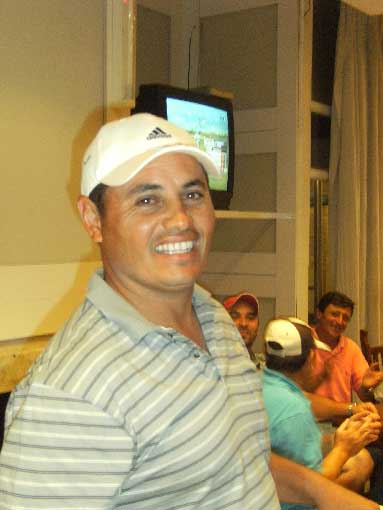 Pablo Juncos no se tomó feriado