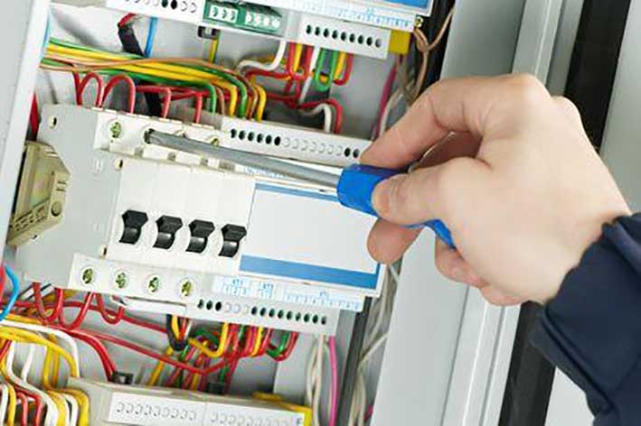 La seguridad eléctrica y la nueva reglamentación en instalaciones
