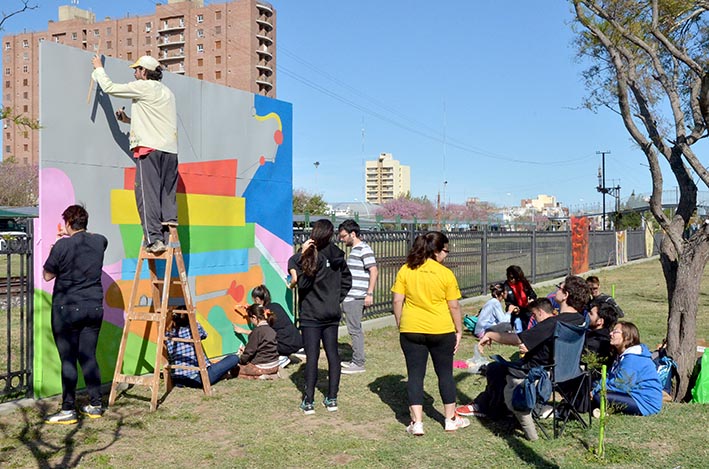 Un mural en el Parque de la Vida dejará testimonio de la campaña