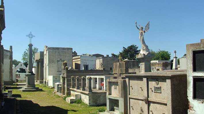 Memorias de un cementerio indio