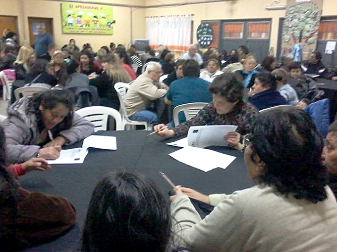 Más de 130 vecinos participaron de la asamblea en el MuniCerca N° 1