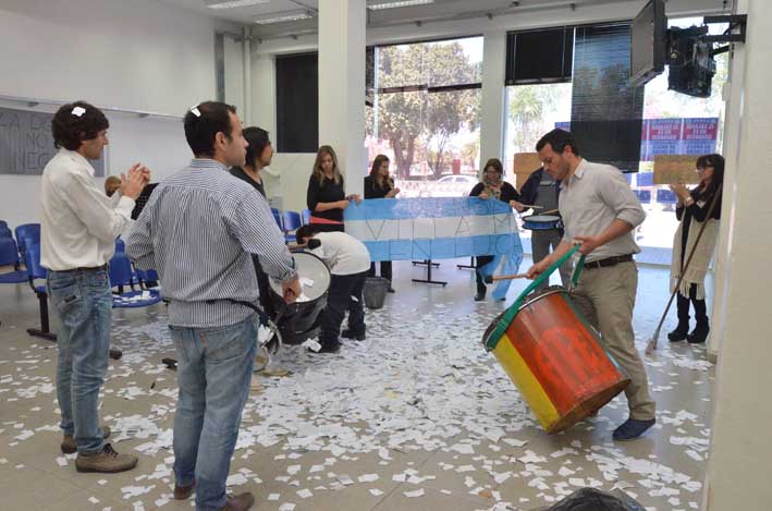 “Todos tienen la posibilidad de participar y expresarse libremente”