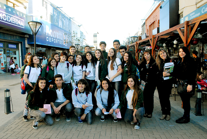 Un bastón blanco y solidario