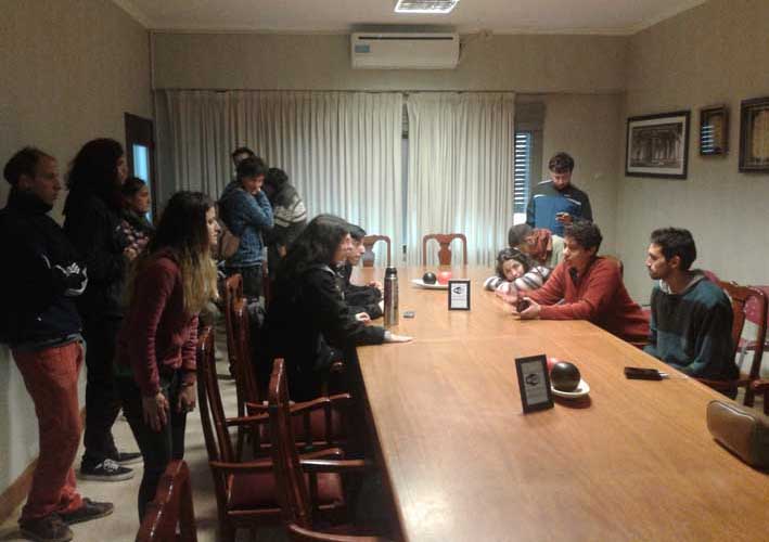 Alumnos de la UNVM viajaron desde Córdoba para reclamar