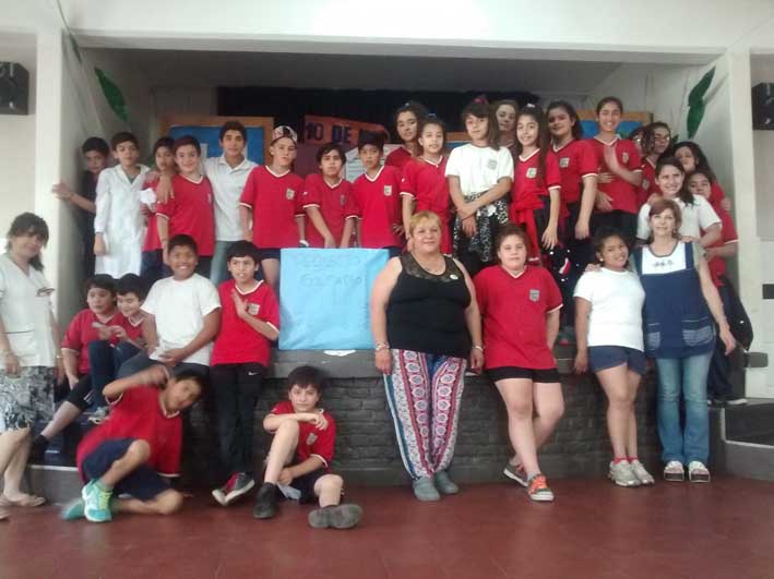 Buen gesto de la Escuela Paraguay