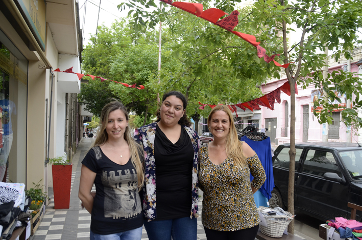 Un “centro comercial a cielo abierto” en calle Tucumán