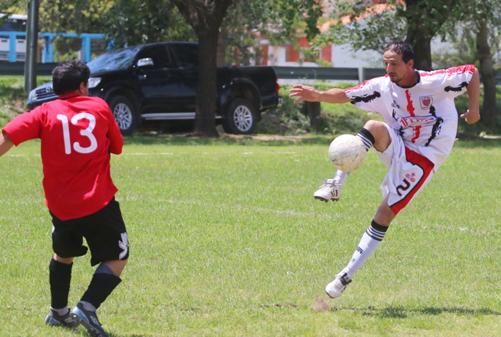 Un día feriado con play off