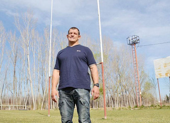 Con nuevo entrenador y apostando al crecimiento