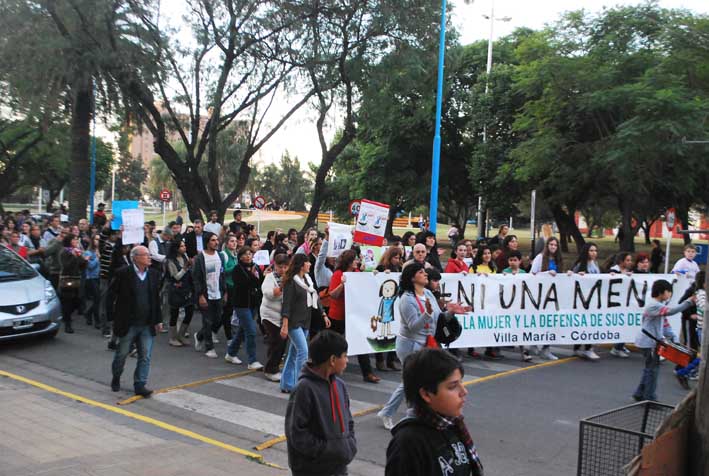 Más de 600 chicos afectados por la violencia familiar