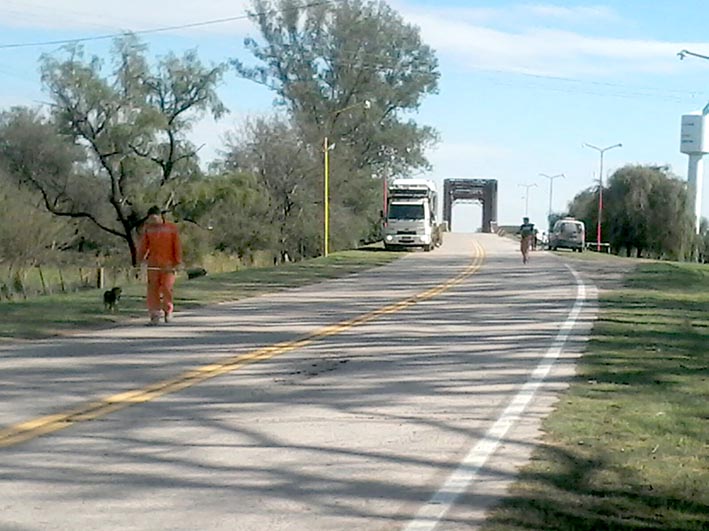 Vialidad realiza tareas en la ruta provincial