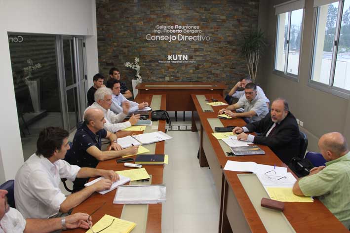 Directores de siete facultades se reunieron en la UTN Villa María