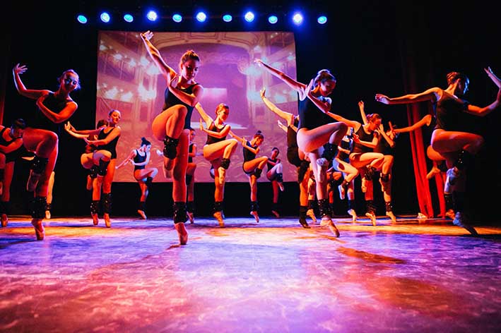 Invitan a un elenco de bailarinas a presentarse en Estados Unidos Invitan a un elenco de bailarinas a presentarse en Estados Unidos