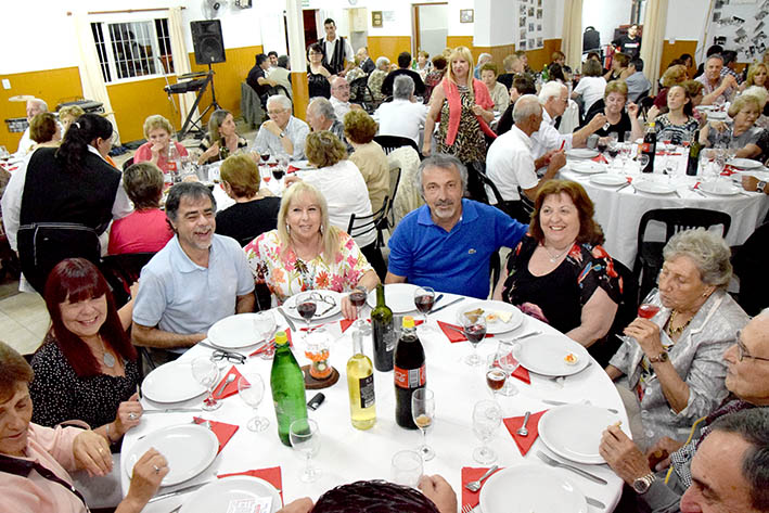 Por los 50 años del centro vecinal