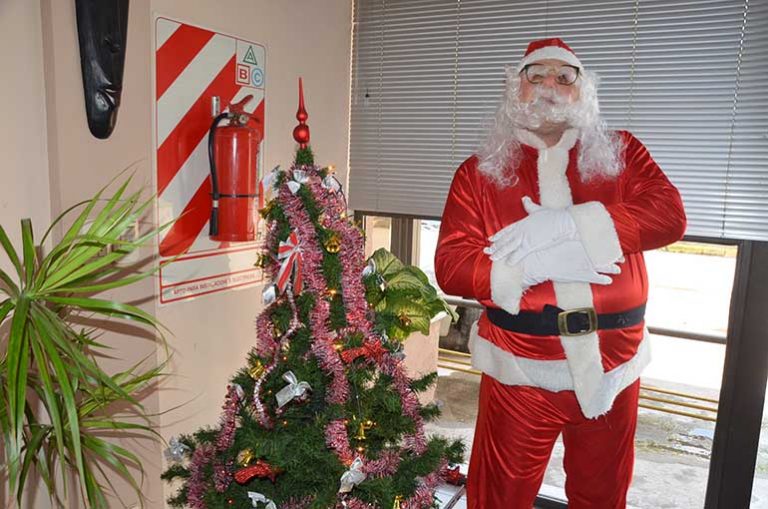 Papá Noel y un lindo adelanto  de la Navidad en barrio Palermo