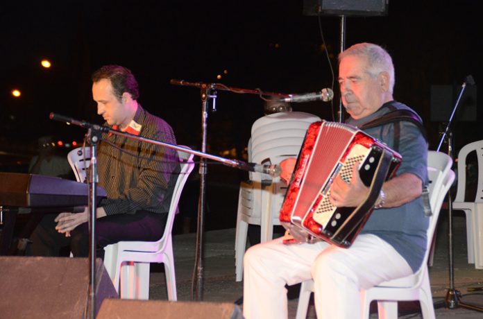 P11-f1 acordeon