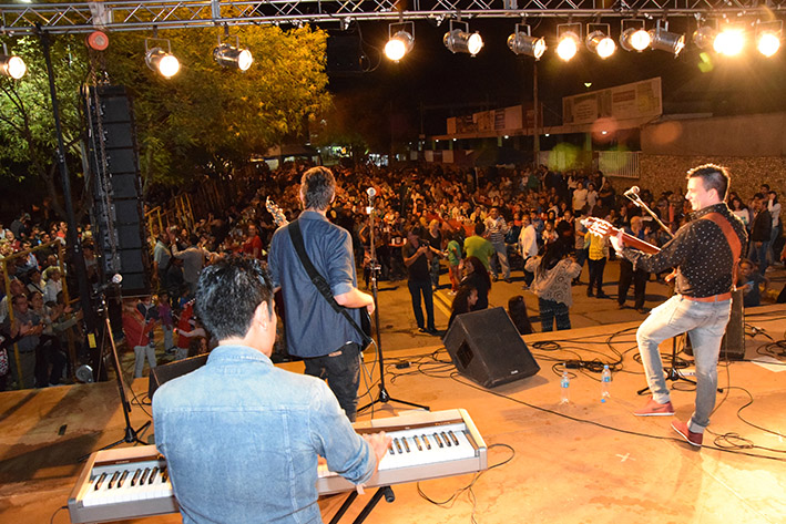 Cada noche es una fiesta en la costa