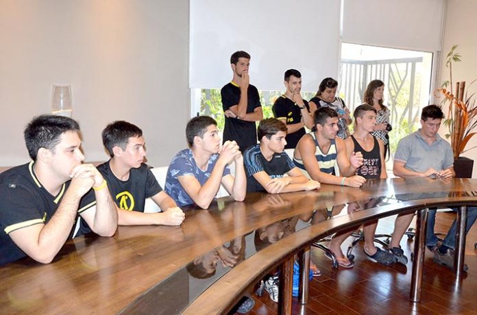 Tapa Voley