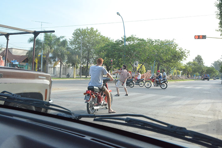 La vida «a la gorra»: haciendo malabares para subsistir