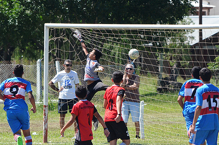 Se puso en marcha el tramo  final con los mejores equipos