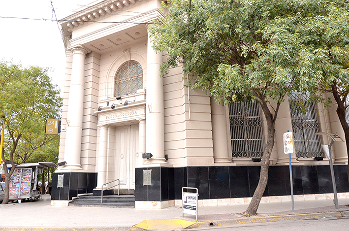Trabajadores del Banco de Córdoba volvieron a realizar una asamblea