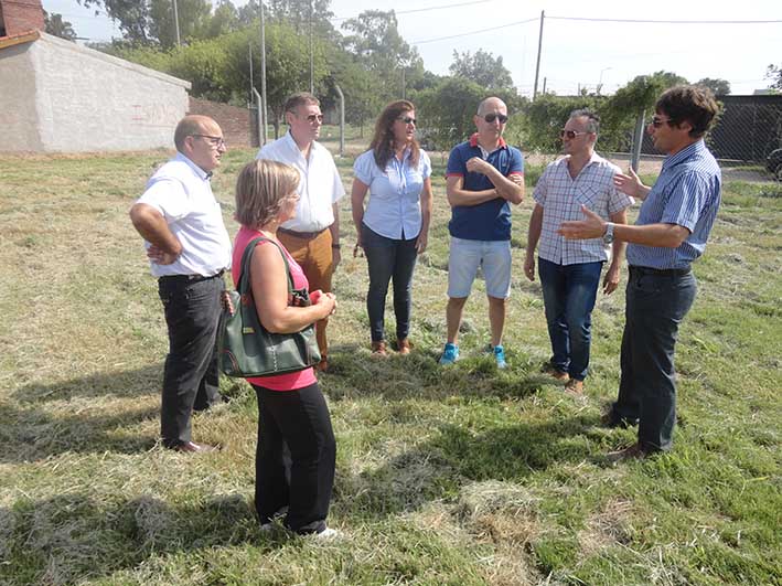 Evaluarán la creación de un espacio deportivo y recreativo