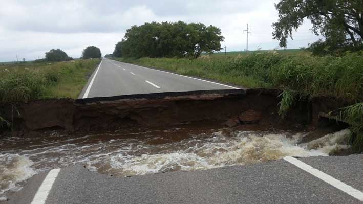 Corte total en la ruta 158