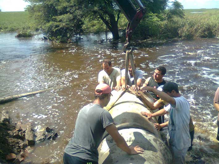 Volvieron a darle batalla al agua