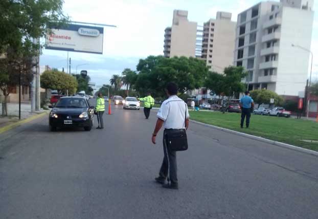 Eludió un control, pero lo atraparon en Villa Nueva