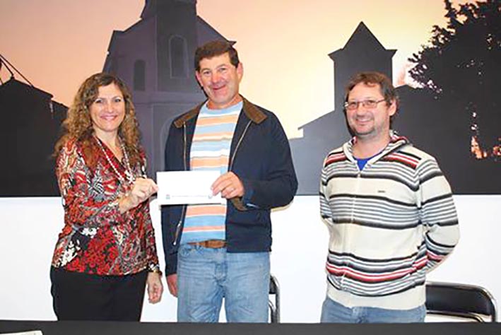 La Municipalidad concedió ayuda para obras a Juventud Agraria