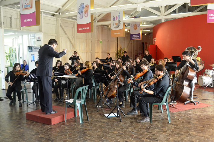 La ciudad ya tiene su Orquesta Sinfónica, «inédito» en el país La ciudad ya tiene su Orquesta Sinfónica, «inédito» en el país