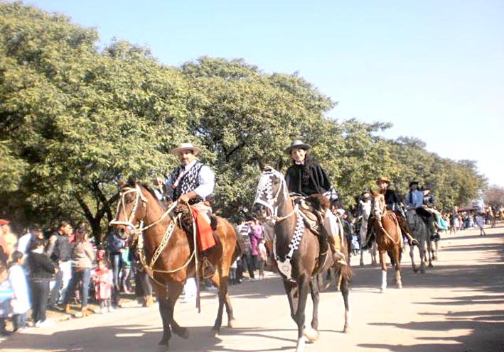 Tres jornadas de pura tradición