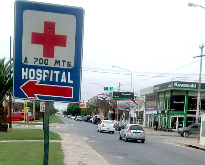 Un cartel que desorienta y puede «dañar la salud»
