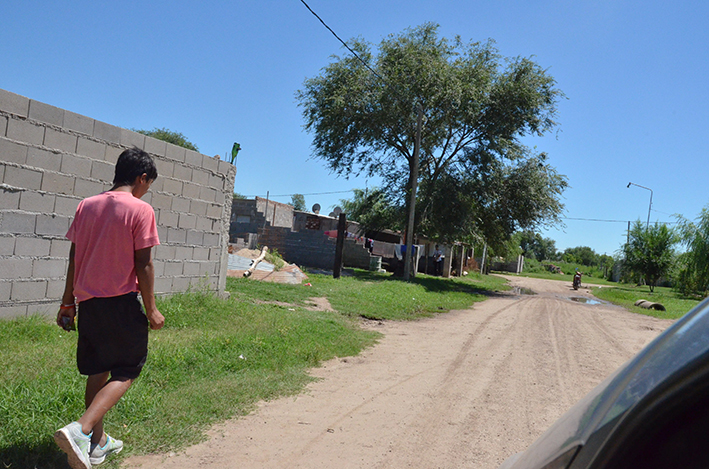Lleva un año y medio un conflicto vecinal en barrio Las Acacias