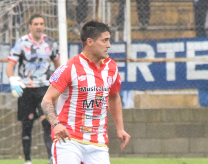 Alumni sumó a Quiroga y Valle previo al clásico