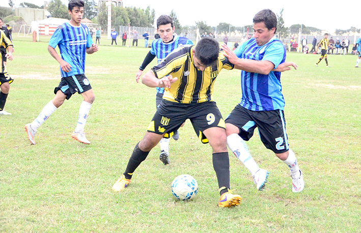 Unión mostró mayor madurez para ganar y seguir en la pelea