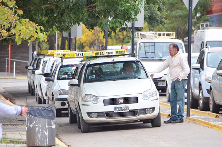 Asaltaron a  un taxista y  le quitaron la recaudación