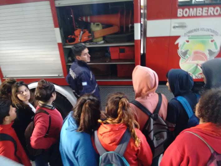 Los Bomberos dieron clase